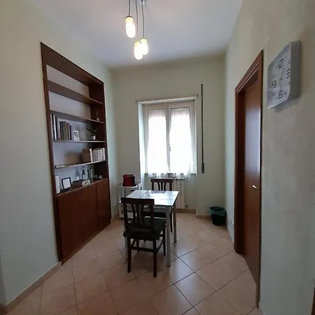 Affittacamere A Casa Di Ciccio Da'mmonte Velletri